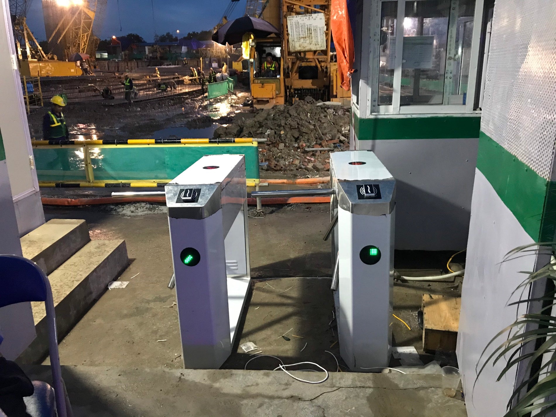 Kiểm soát ra vào – Công trường Ecoba Hải Phòng